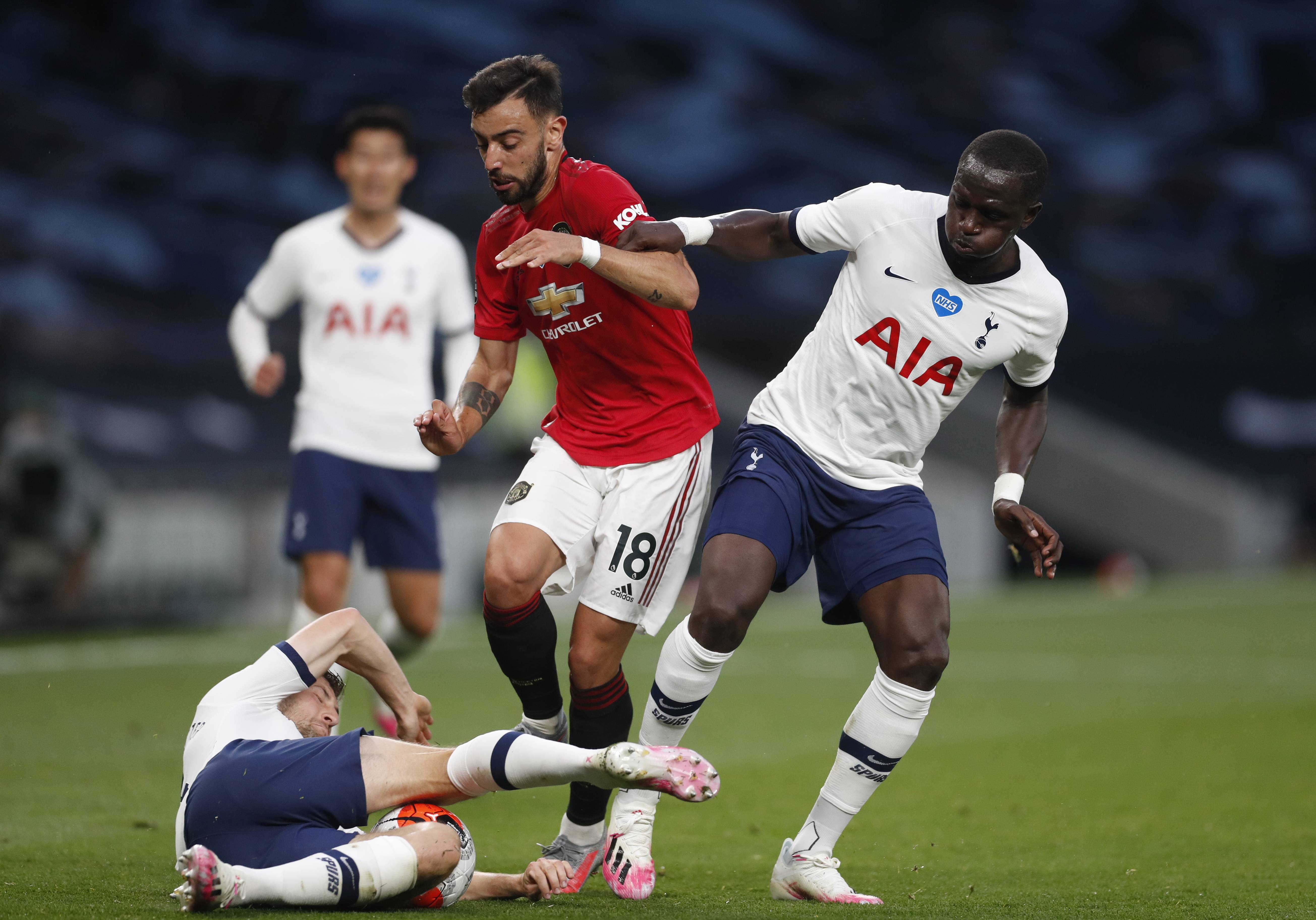 场轻取对手 场轻取对手